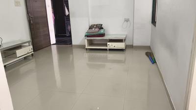 Living Room Image of 700 Sq.ft 2 BHK Apartment / Flat for rent in Signature Homes, Sarkhej Ahmedabad for Rs. 17000