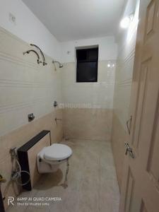 Bathroom Image of 600 Sq.ft 2 BHK Apartment / Flat for sale in Swastik East 12, Shankar Nagar Raipur for Rs. 3900000