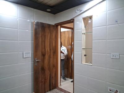 Bedroom Image of 900 Sq.ft 2 BHK Builder Floor for rent in Mansarover Garden New Delhi for Rs. 30000