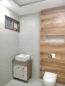 Common Bathroom Image of 1350 Sq.ft 3 BHK Builder Floor for sale in Puri Kohinoor Faridabad, Sector 89 Faridabad for Rs. 16000000