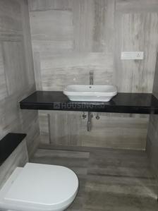 Bathroom Image of 1500 Sq.ft 3 BHK Apartment / Flat for sale in Santacruz West Mumbai for Rs. 90000000