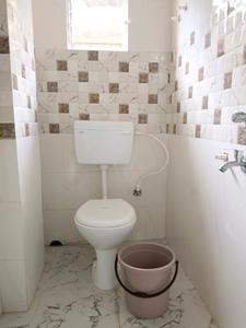 Common Bathroom Image of 820 Sq.ft 2 BHK Apartment / Flat for rent in Kasba Kolkata for Rs. 14000
