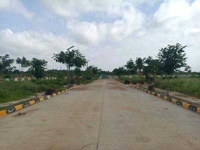 Image of 120 Sq.ft Residential Plot / Land for sale in Isnapur, Sangareddy for Rs. 1899998