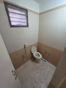 Bathroom Image of 1200 Sq.ft 2 BHK Apartment / Flat for rent in Vraj Vihar Apartment, Jodhpur Ahmedabad for Rs. 24500