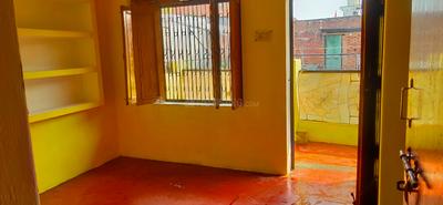 Bedroom Image of 500 Sq.ft 2 BHK Builder Floor for rent in Sohabatiya Bagh Allahabad for Rs. 8500