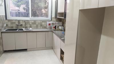 Kitchen Image of 4500 Sq.ft 5 BHK Villa for rent in Unitech Aspen Greens, Sector 50 Gurgaon for Rs. 250000