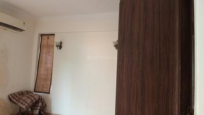 Bedroom Image of 1410 Sq.ft 2 BHK Apartment / Flat for rent in Unitech Fresco, Sector 50 Gurgaon for Rs. 52000