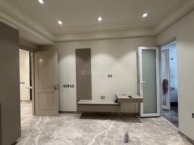 Bedroom Image of 1426 Sq.ft 3 BHK Builder Floor for sale in Mukherjee Apartment, Mukherjee Nagar New Delhi for Rs. 24000000