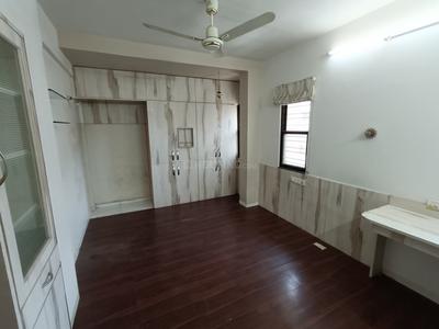 Bedroom Image of 1200 Sq.ft 2 BHK Apartment / Flat for rent in College Road Nashik for Rs. 25000