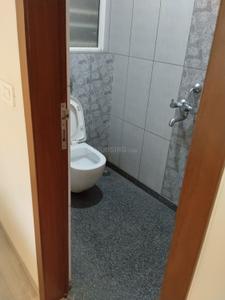 Bathroom Image of 1100 Sq.ft 2 BHK Builder Floor for rent in Hitech City Hyderabad for Rs. 30000