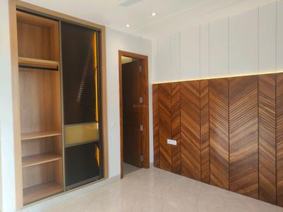 Bedroom Image of 3440 Sq.ft 4 BHK Builder Floor for sale in Kadarpur Gurgaon for Rs. 30000000