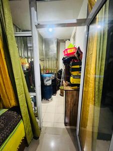 Image of 1050 Sq.ft 2 BHK Apartment / Flat for rent in Gaurs Gaur Global Village, Crossings Republik, Ghaziabad for Rs. 17000