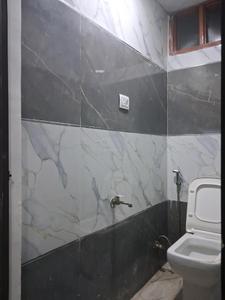Common Bathroom Image of 750 Sq.ft 1 BHK Apartment / Flat for sale in Sector 104 Noida for Rs. 2850000
