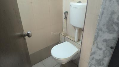 Bathroom Image of 580 Sq.ft 1 BHK Apartment / Flat for rent in Dheeraj Jade Residences , Wagholi Pune for Rs. 19000