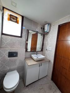 Image of 1850 Sq.ft 3 BHK Apartment / Flat for rent in CGHS Gauri Ganesh Apartment, Sector 3 Dwarka, New Delhi for Rs. 50000
