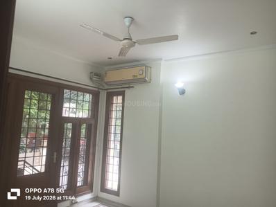 Bedroom Image of 1800 Sq.ft 3 BHK Builder Floor for sale in Anand Niketan New Delhi for Rs. 70000000