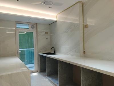 Kitchen Image of 1200 Sq.ft 3 BHK Apartment / Flat for sale in Vile Parle West Mumbai for Rs. 60000000