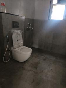 Common Bathroom Image of 2200 Sq.ft 3.5 BHK Apartment / Flat for sale in Magarpatta Laburnum Park, Magarpatta City Pune for Rs. 35500000