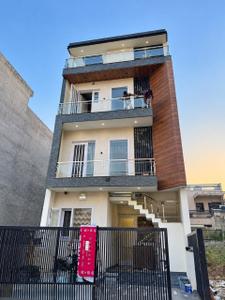 Image of 900 Sq.ft 6 BHK Independent House for sale in Sector 77, Mohali for Rs. 38000000