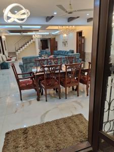 Hall Image of 4000 Sq.ft 3 BHK Apartment / Flat for rent in Cooke Town Bengaluru for Rs. 175000