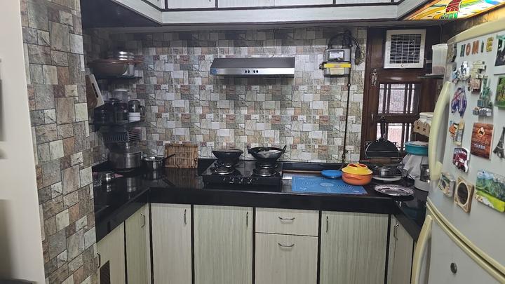 Block GH 14, Paschim Vihar Main Image 1