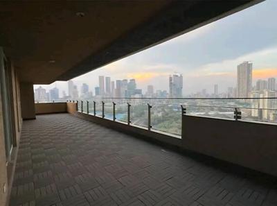 Balcony Image of 2200 Sq.ft 3 BHK Apartment / Flat for rent in Lokhandwala Minerva, Worli Mumbai for Rs. 360000