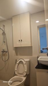 Bathroom Image of 655 Sq.ft 1 BHK Apartment / Flat for rent in Hiranandani Glen Classic, Devinagar Bengaluru for Rs. 40000