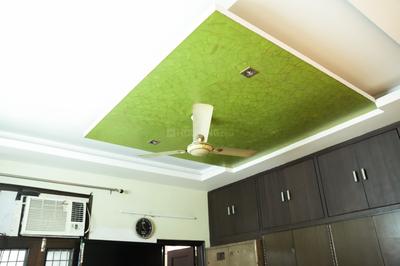 Kitchen Image of 1620 Sq.ft 3 BHK Builder Floor for sale in Preet Vihar New Delhi for Rs. 30000000