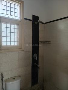 Bathroom Image of 1500 Sq.ft 3 BHK Builder Floor for rent in Ansal Florence Residency, Sector 57 Gurgaon for Rs. 37000