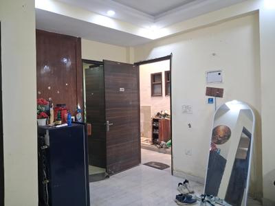 Living Room Image of 825 Sq.ft 2 BHK Apartment / Flat for sale in JMD , Sector 73 Noida for Rs. 4500000