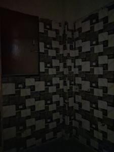 Common Bathroom Image of 980 Sq.ft 2 BHK Apartment / Flat for sale in Sector 49 Noida for Rs. 2900000