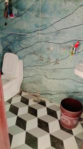 Bathroom Image of 150 Sq.ft 1 RK Independent House for rent in Sector 3 Gurgaon for Rs. 6000