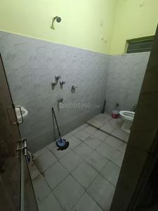 Bathroom Image of 1750 Sq.ft 3 BHK Builder Floor for rent in Lohiya Nagar Begusarai for Rs. 13000