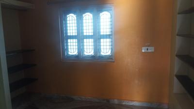 Bedroom Image of 1200 Sq.ft 2 BHK Independent House for rent in Karuneshwar Nagar Gulbarga for Rs. 10000