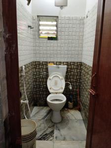 Bathroom Image of 400 Sq.ft 1 BHK Apartment / Flat for sale in Paschim Putiary Kolkata for Rs. 1400000