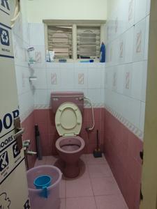 Common Bathroom Image of 700 Sq.ft 2 BHK Apartment / Flat for rent in Mahadevapura Bengaluru for Rs. 27000