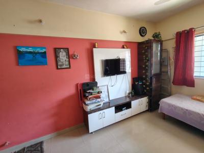 Bedroom Image of 840 Sq.ft 2 BHK Apartment / Flat for sale in Magarpatta Grevillea, Magarpatta City Pune for Rs. 13000000