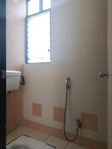 Common Bathroom Two Image of 585 Sq.ft 1 BHK Apartment / Flat for rent in Nanded Mangal Bhairav, Nanded Pune for Rs. 17000