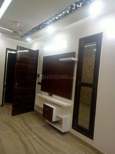 Hall Image of 850 Sq.ft 2 BHK Builder Floor for sale in Shalimar Bagh New Delhi for Rs. 10100000