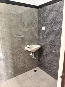 Bathroom Image of 300 Sq.ft 1 BHK Independent House for rent in Seerapalayam Coimbatore for Rs. 7500