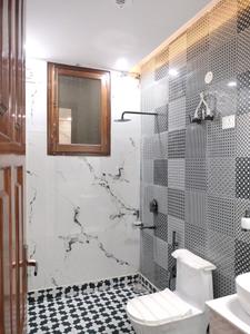 Common Bathroom Image of 2250 Sq.ft 4 BHK Builder Floor for sale in Ultra Luxury Builder Floor, Sector 85 Faridabad for Rs. 22000000