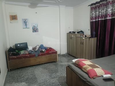 Bedroom Image of 1500 Sq.ft 2 BHK Apartment / Flat for rent in Sector 15 Dwarka New Delhi for Rs. 16000