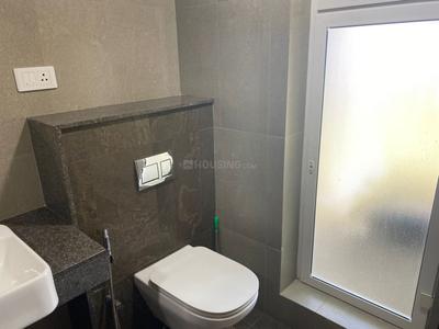 Bathroom Image of 2253 Sq.ft 3 BHK Apartment / Flat for rent in Casagrand Amethyst, Sholinganallur Chennai for Rs. 69000