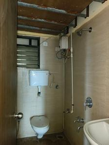 Common Bathroom Image of 850 Sq.ft 2 BHK Apartment / Flat for sale in Kalyan West Kalyan for Rs. 9900000