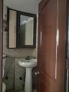 Common Bathroom Image of 984 Sq.ft 2 BHK Apartment / Flat for sale in Paras Seasons, Sector 168 Noida for Rs. 8500000