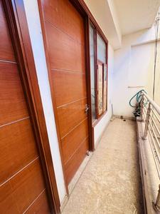 Balcony Image of 750 Sq.ft 2 BHK Builder Floor for rent in Sultanpur New Delhi for Rs. 24000