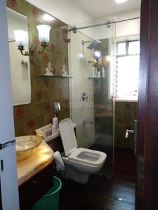Bathroom Image of 1500 Sq.ft 3 BHK Apartment / Flat for sale in Malabar Hill Mumbai for Rs. 85000000