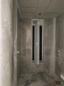 Common Bathroom Image of 1440 Sq.ft 3 BHK Apartment / Flat for sale in Vile Parle West Mumbai for Rs. 54000000