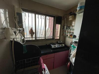 Kitchen Image of 650 Sq.ft 1 BHK Apartment / Flat for rent in Pegasus Tower, Andheri West Mumbai for Rs. 65000