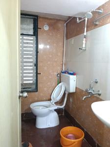 Common Bathroom Image of 350 Sq.ft 1 RK Apartment / Flat for rent in Puraniks Tokyo Bay, Kasarvadavali Thane for Rs. 13250